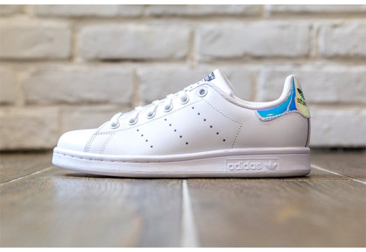 adidas Originals Women's Swift Run Sneaker